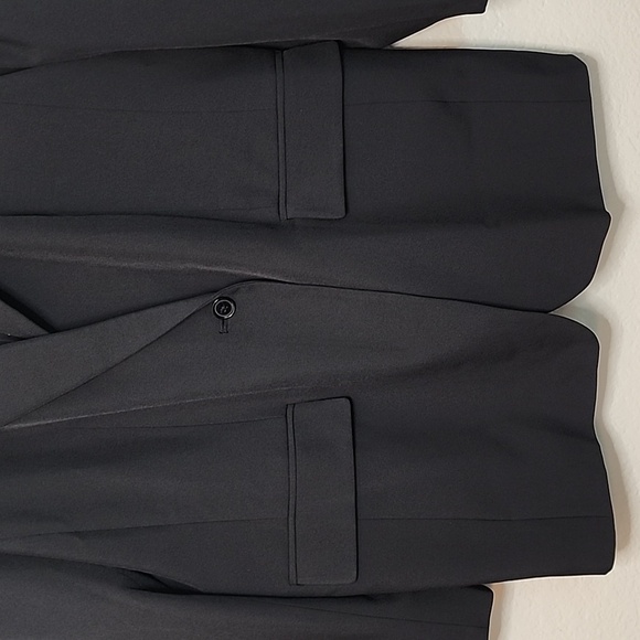 Banana Republic Blazer in Black - Picture 9 of 16